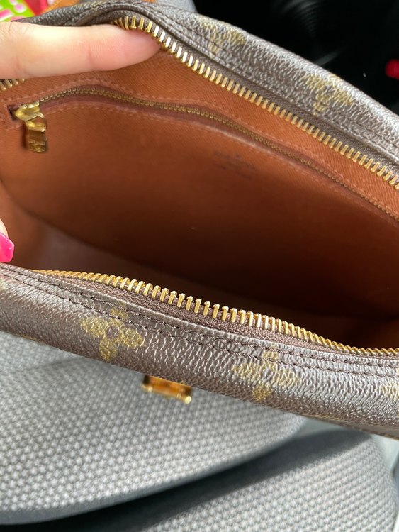 ルイヴィトン モノグラム （ブランドバッグ）の商品画像 - 査定依頼日：2022年10月5日 - 最高査定価格：30,000円