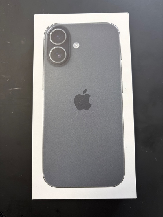 iPhone iPhone 17 256GB SIMフリー（スマホ）の商品画像 - 査定依頼日：2026年6月27日 - 最高査定価格：113,000円