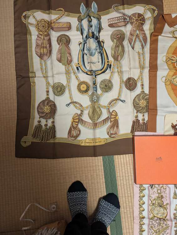 カレ90✕90（古着・ファッション）の商品画像 - 査定依頼日：2025年1月16日 - 最高査定価格：15,000円