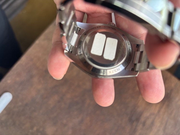 ロレックス ミルガウス （高級時計）の商品画像 - 査定依頼日：2025年10月24日 - 最高査定価格：1,430,000円