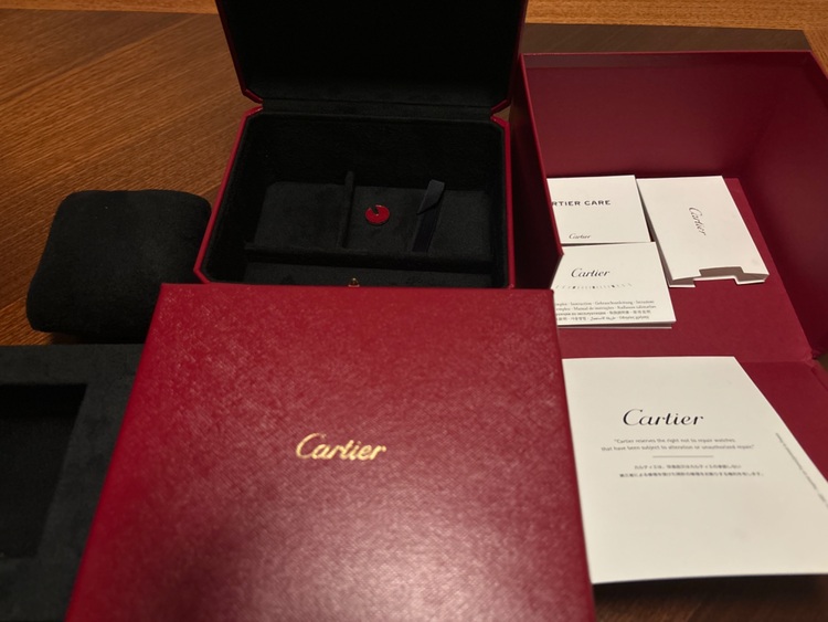 カルティエ タンク WSTA0042（高級時計）の商品画像 - 査定依頼日：2025年11月13日 - 最高査定価格：380,000円