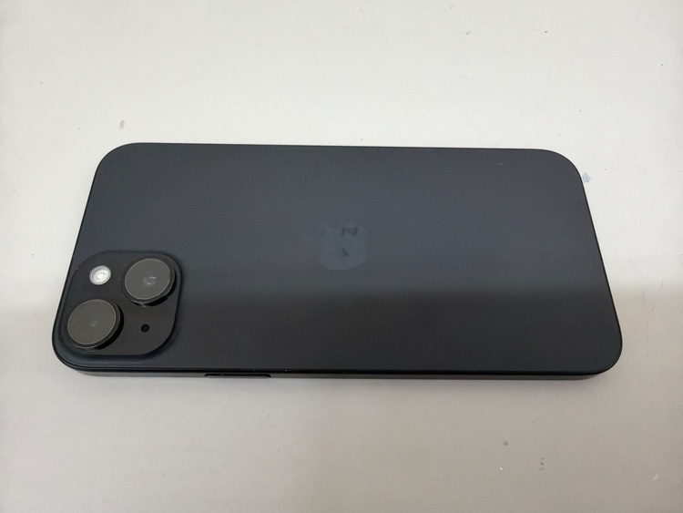 iPhone iPhone 15 Plus 128GB docomo（スマホ）の商品画像 - 査定依頼日：2026年9月20日 - 最高査定価格：68,000円
