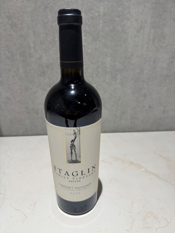 Stglin（お酒）の商品画像 - 査定依頼日：2025年11月11日 - 最高査定価格：11,000円