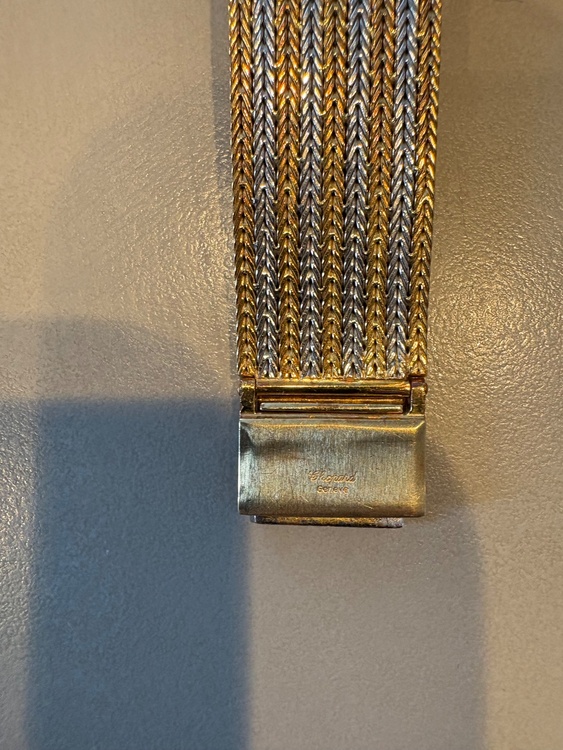 ショパール ハッピーダイヤモンド 246308115（高級時計）の商品画像 - 査定依頼日：2025年12月14日 - 最高査定価格：1,150,000円