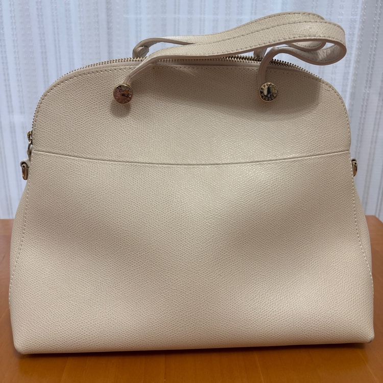 FURLA フルラ ハイパー 2WAY ハンドバッグ（ブランドバッグ）の商品画像 - 査定依頼日：2026年9月27日 - 最高査定価格：2,000円