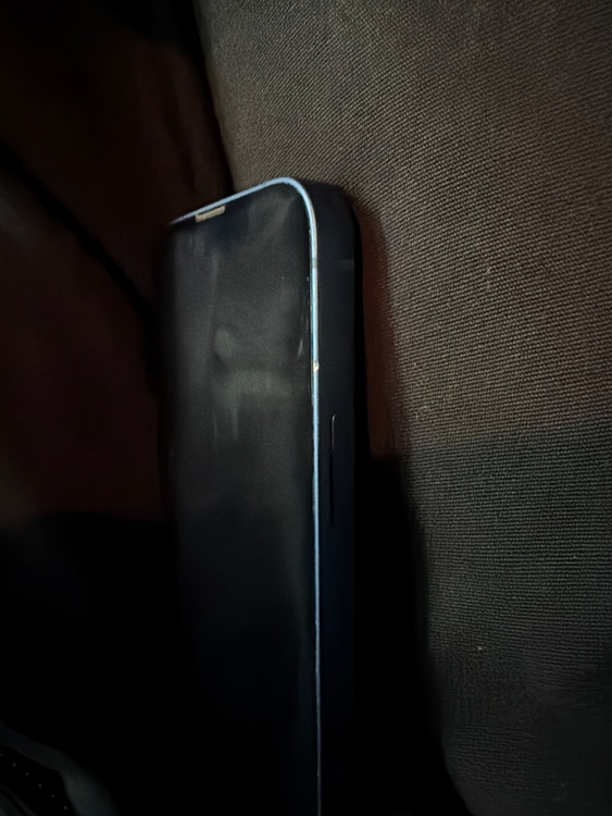 iPhone 13 mini 512GB au（スマホ）の商品画像 - 査定依頼日：2026年4月26日 - 最高査定価格：34,000円
