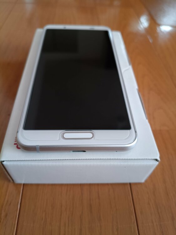 SH-02M（スマホ）の商品画像 - 査定依頼日：2026年3月26日 - 最高査定価格：3,000円