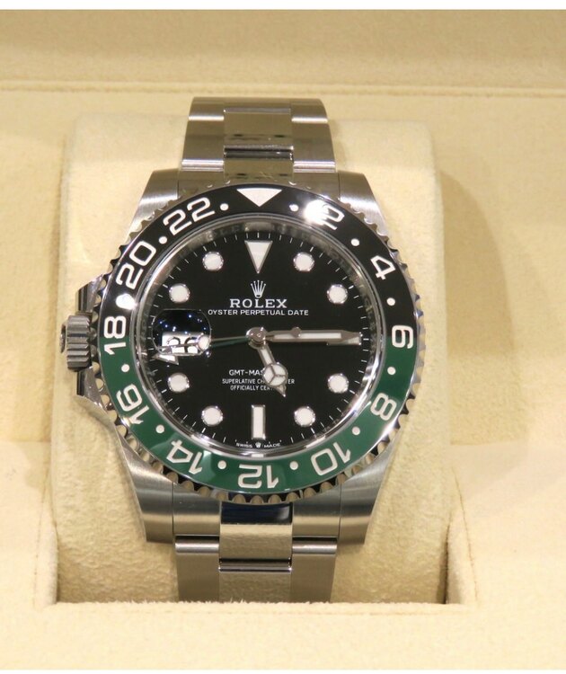 ロレックス GMTマスター （高級時計）の商品画像 - 査定依頼日：2025年1月15日 - 最高査定価格：2,550,000円