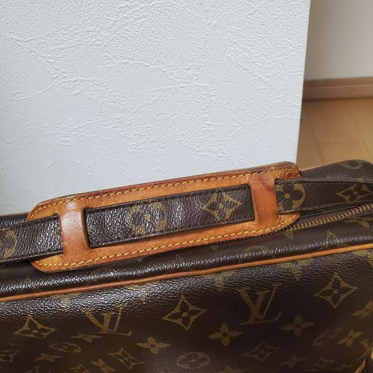 ルイヴィトン モノグラム （ブランドバッグ）の商品画像 - 査定依頼日：2025年1月30日 - 最高査定価格：30,000円