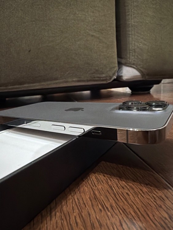 iPhone 13 Pro 512GB SIMフリー（スマホ）の商品画像 - 査定依頼日：2026年3月14日 - 最高査定価格：51,000円