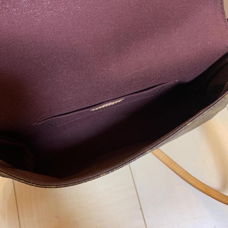 フェイボリット MM（ブランドバッグ）の商品画像 - 査定依頼日：2022年5月12日 - 最高査定価格：121,000円