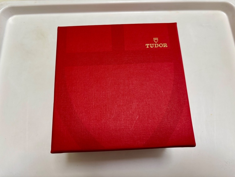 チューダー その他 7926（高級時計）の商品画像 - 査定依頼日：2026年4月16日 - 最高査定価格：550,000円