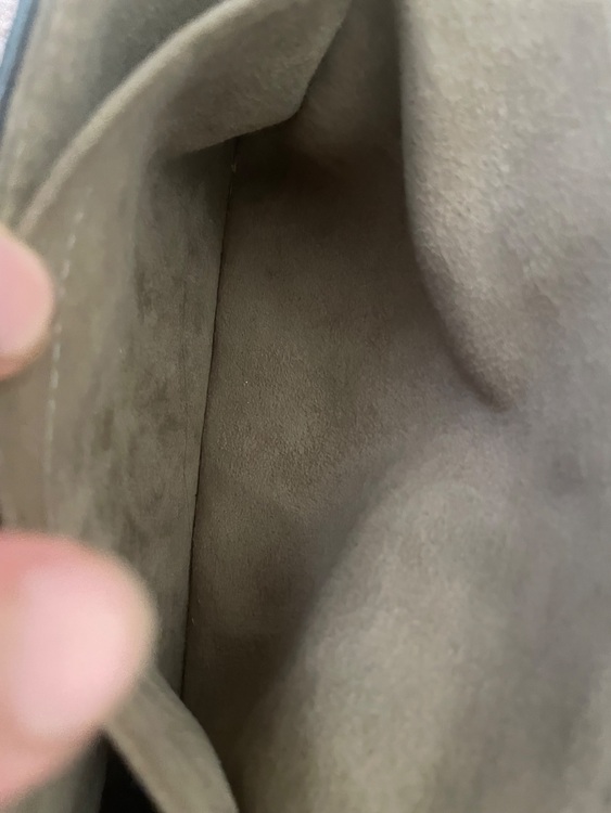 ルイヴィトンモノグラムマルチカラーソローニュ（ブランドバッグ）の商品画像 - 査定依頼日：2025年8月10日 - 最高査定価格：130,000円