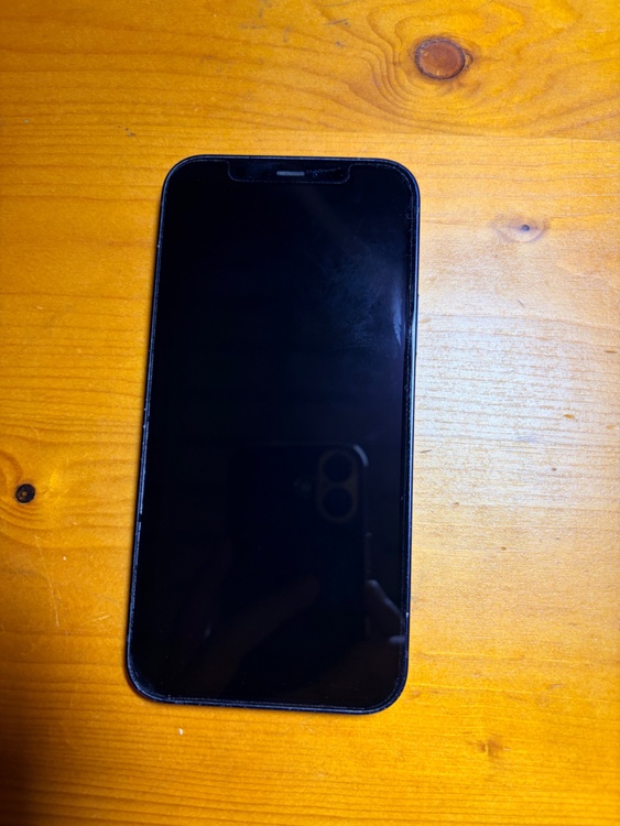 iPhone 12 MGHU3J/A DNPF363S0F06（スマホ）の商品画像 - 査定依頼日：2026年5月6日 - 最高査定価格：27,000円
