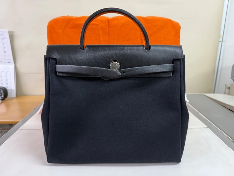 エールバッグPM（ブランドバッグ）の商品画像 - 査定依頼日：2026年4月14日 - 最高査定価格：160,000円