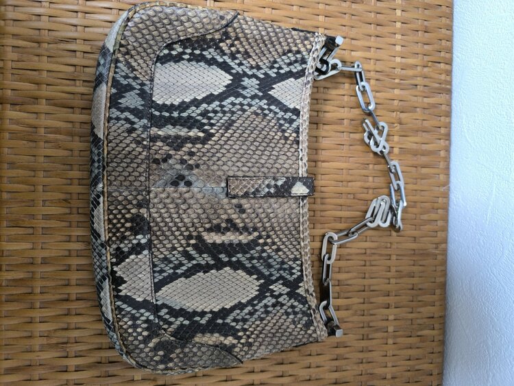 ジャッキー・パイソン ワンショルダーバッグ（トム・フォード期001-4032）（ブランドバッグ）の商品画像 - 査定依頼日：2026年4月5日 - 最高査定価格：110,000円