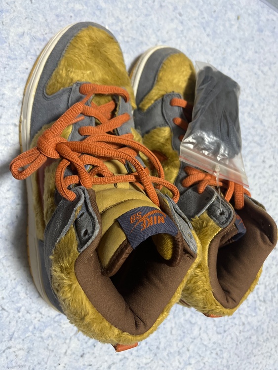 Dunk High Papa Bear（古着・ファッション）の商品画像 - 査定依頼日：2026年9月10日 - 最高査定価格：25,000円