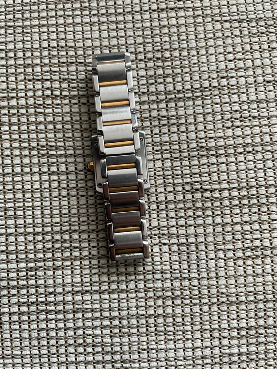 カルティエ タンク （高級時計）の商品画像 - 査定依頼日：2025年2月15日 - 最高査定価格：400,000円