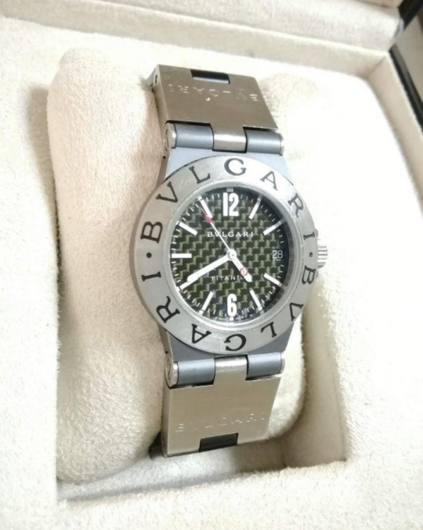 ディアゴノチタニウム（高級時計）の商品画像 - 査定依頼日：2025年4月5日 - 最高査定価格：165,000円