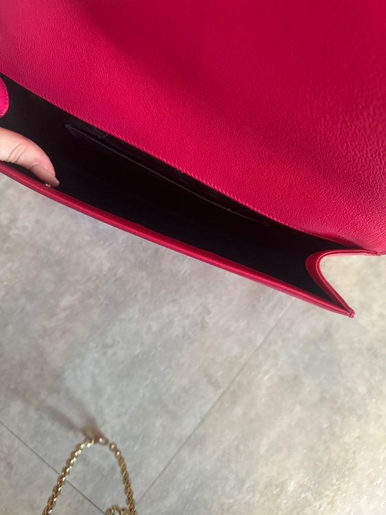 クラッチバック（ブランドバッグ）の商品画像 - 査定依頼日：2025年10月8日 - 最高査定価格：30,000円