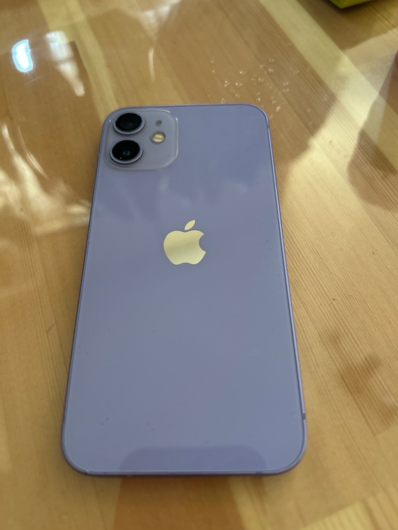 iPhone iPhone 12 mini 64GB SIMフリー（スマホ）の商品画像 - 査定依頼日：2026年7月31日 - 最高査定価格：4,000円
