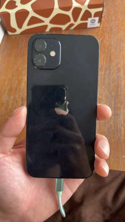 iPhone 12 128GB SIMフリー（スマホ）の商品画像 - 査定依頼日：2025年5月11日 - 最高査定価格：16,000円