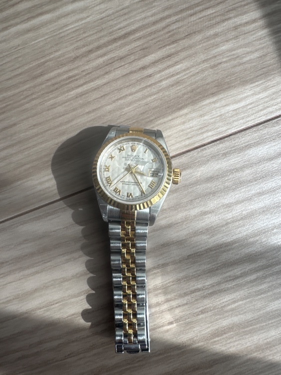 ロレックス その他 6917（高級時計）の商品画像 - 査定依頼日：2026年2月19日 - 最高査定価格：705,000円