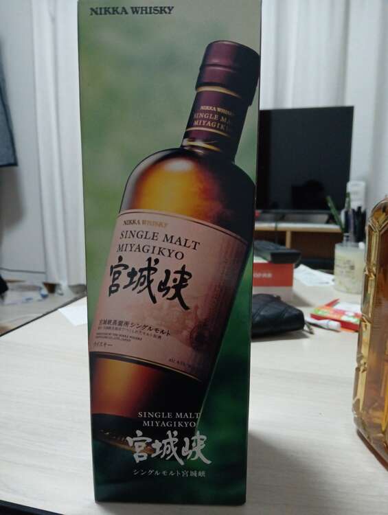 宮城峡（お酒）の商品画像 - 査定依頼日：2025年2月7日 - 最高査定価格：4,000円