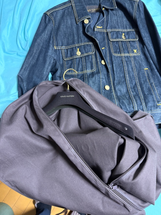 デニム　上下　（古着・ファッション）の商品画像 - 査定依頼日：2026年4月4日 - 最高査定価格：13,000円