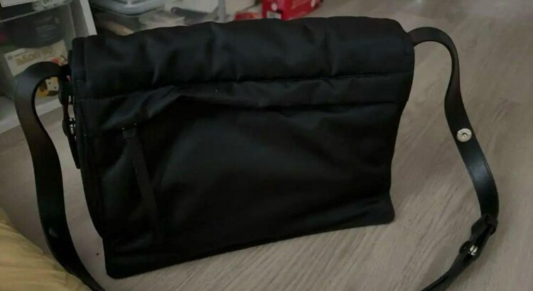 ブラック　パテッド　1BD256（ブランドバッグ）の商品画像 - 査定依頼日：2025年4月16日 - 最高査定価格：190,000円