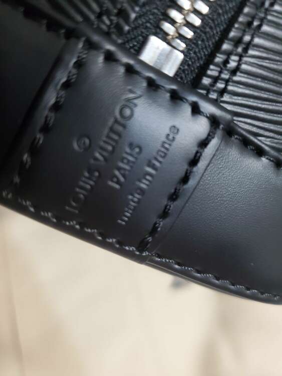 ルイヴィトン エピ （ブランドバッグ）の商品画像 - 査定依頼日：2025年5月31日 - 最高査定価格：65,000円