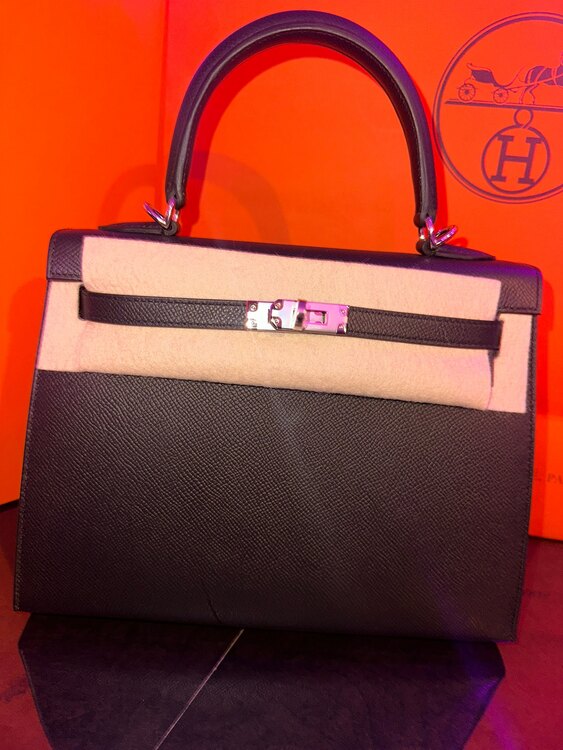 エルメス ケリー （ブランドバッグ）の商品画像 - 査定依頼日：2025年5月9日 - 最高査定価格：3,550,000円