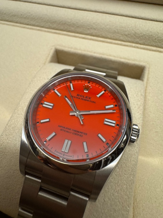 ペパチュコーラルレッド（高級時計）の商品画像 - 査定依頼日：2025年9月29日 - 最高査定価格：1,950,000円