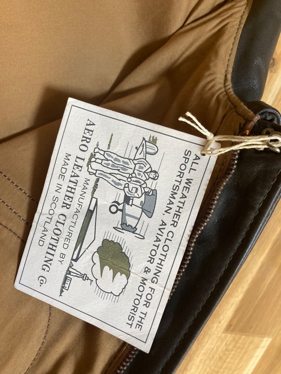 エアロレザー　A2フライトジャケット（古着・ファッション）の商品画像 - 査定依頼日：2026年4月14日 - 最高査定価格：28,000円