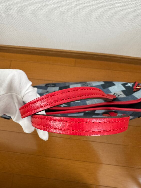 ルイヴィトン ネヴァーフル （ブランドバッグ）の商品画像 - 査定依頼日：2025年3月22日 - 最高査定価格：215,000円