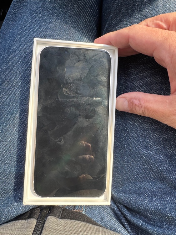 iPhone13（スマホ）の商品画像 - 査定依頼日：2026年3月8日 - 最高査定価格：36,000円