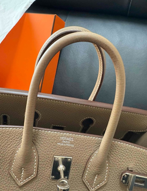 エルメス バーキン （ブランドバッグ）の商品画像 - 査定依頼日：2025年11月25日 - 最高査定価格：2,550,000円