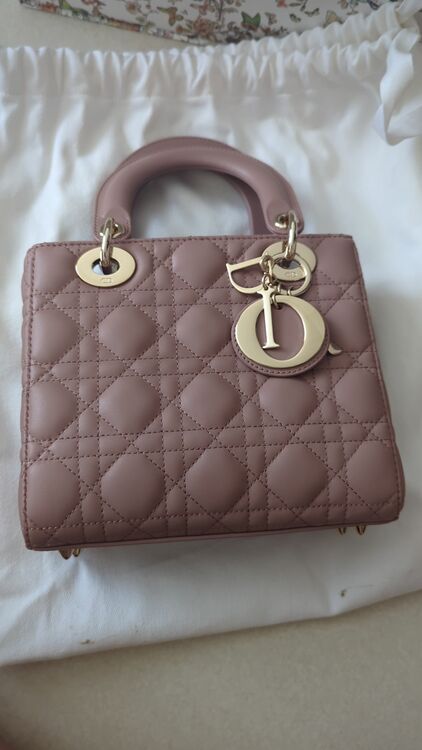 ディオール  （ブランドバッグ）の商品画像 - 査定依頼日：2025年7月8日 - 最高査定価格：420,000円