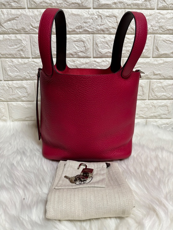 エルメス ピコタンロックエクラＭＭ トリヨンクレマンス/ヴォースイフト フランボ（ブランドバッグ）の商品画像 - 査定依頼日：2025年11月23日 - 最高査定価格：500,000円