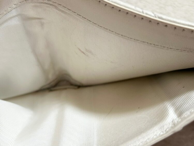 ディオール  （ブランドバッグ）の商品画像 - 査定依頼日：2025年4月21日 - 最高査定価格：30,000円