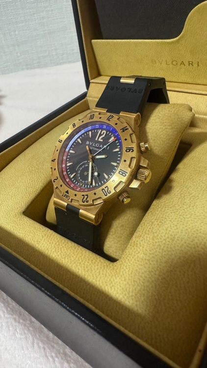 ブルガリ ディアゴノ GMT40GV（高級時計）の商品画像 - 査定依頼日：2026年3月12日 - 最高査定価格：2,000,000円