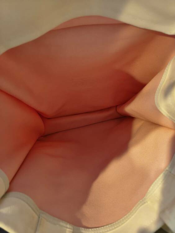 マイアミ トートバッグ（ブランドバッグ）の商品画像 - 査定依頼日：2026年4月9日 - 最高査定価格：30,000円