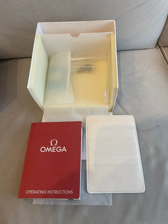 オメガ スピードマスター （高級時計）の商品画像 - 査定依頼日：2025年1月6日 - 最高査定価格：650,000円