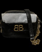 monaco camera bag（ブランドバッグ）の商品画像 - 査定依頼日：2025年10月23日 - 最高査定価格：180,000円