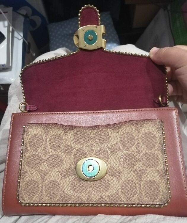 バッグ（ブランドバッグ）の商品画像 - 査定依頼日：2025年7月17日 - 最高査定価格：8,000円