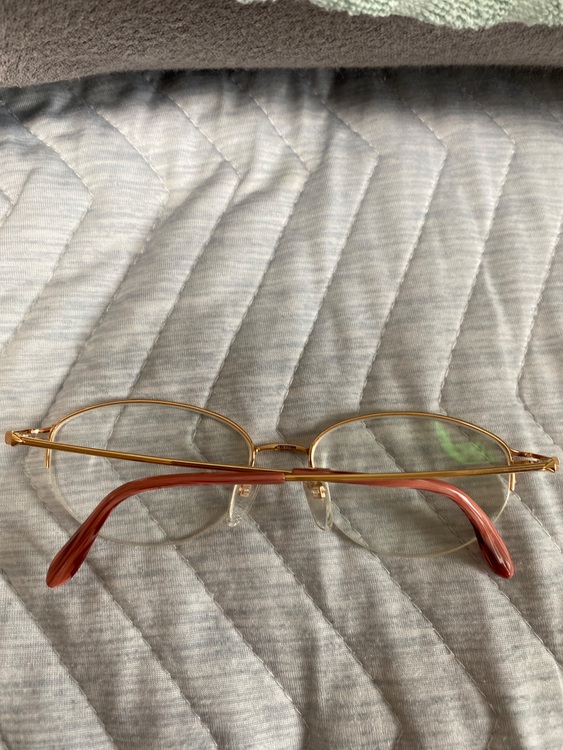 k18眼鏡フレーム（金・貴金属）の商品画像 - 査定依頼日：2025年9月30日 - 最高査定価格：150,000円