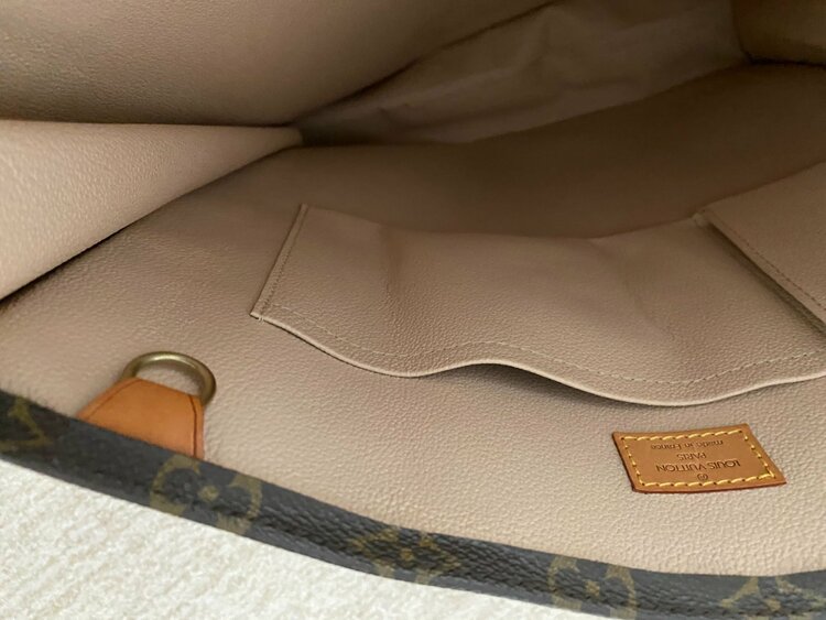 サックプラ　トートバッグ　M51140（ブランドバッグ）の商品画像 - 査定依頼日：2026年4月1日 - 最高査定価格：110,000円