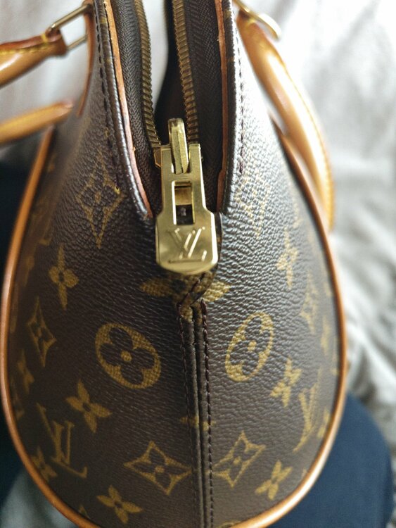 ルイ・ヴィトンモノグラムエリプス PM（ブランドバッグ）の商品画像 - 査定依頼日：2026年4月20日 - 最高査定価格：100,000円