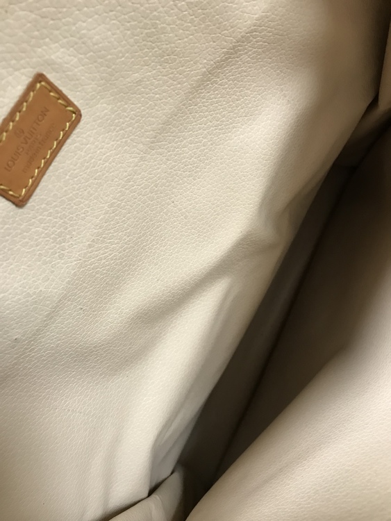 サックプラ　トートバック（ブランドバッグ）の商品画像 - 査定依頼日：2022年5月2日 - 最高査定価格：35,000円