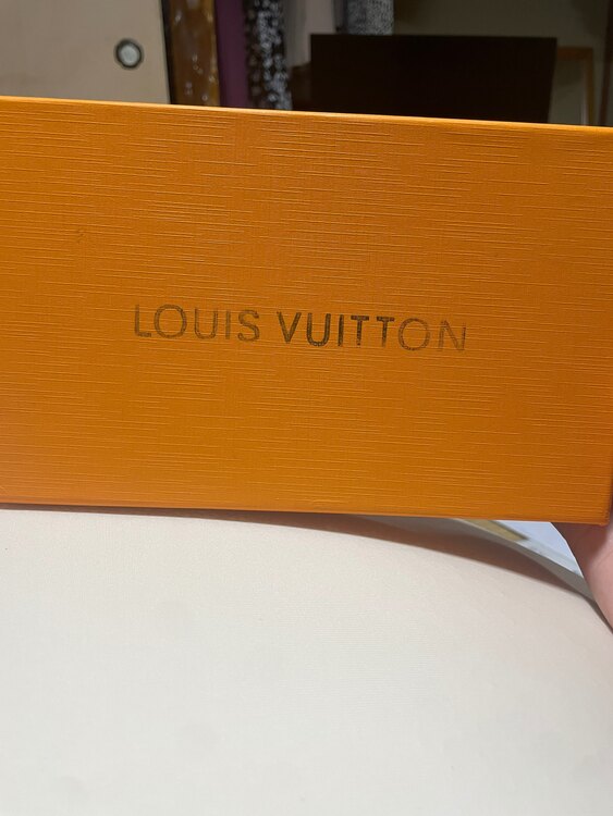 バック、財布（ブランドバッグ）の商品画像 - 査定依頼日：2025年1月30日 - 最高査定価格：300,000円